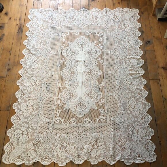 Vintage Off white Lace Floral Tablecloth 58” x 76” - Picture 1 of 5